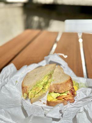 Avocado Sandwich, I mean 'toast'