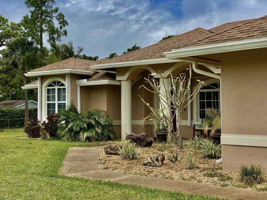 6in aluminum seamless gutters low gloss white for an homeowner out in Jupiter
ocean1gutters
"the only gutter"
#raingutters