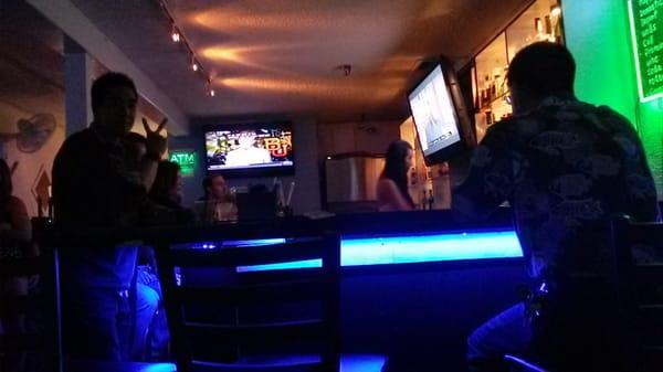 chuckin up the deuces at the bar top