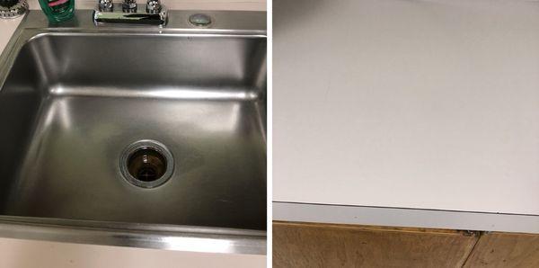 Neatly shining counter and sink
