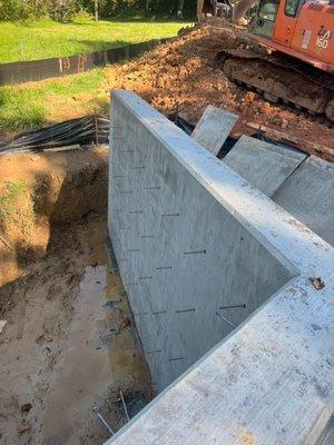 Del Toro Concrete Works