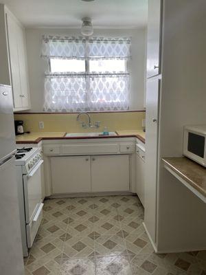 Cal Mar Hotel Suites