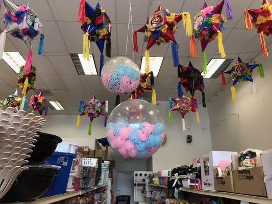 Stuffed balloons gives the party a prestigious fiar that keeps the vibe light and bright. Order yours today!