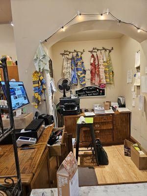 Ladles & Linens Kitchen Shoppe