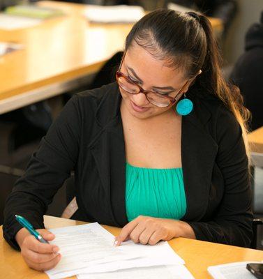 Programs include job search components such as job search strategy, LinkedIn profile building and mock interviews with local professionals.