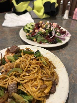 Cooked to order hibachi and salad bar.