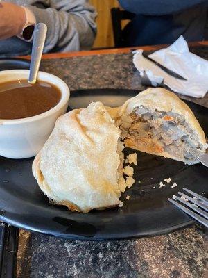 Crossroads Restaurant & Lounge