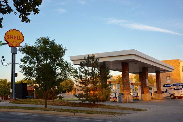 Shell 1st Place Gas Station