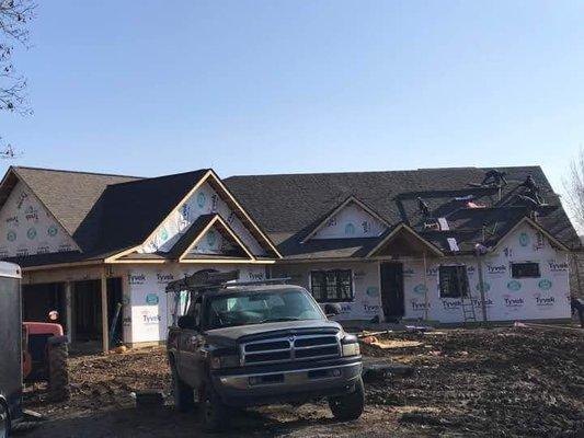 Ellis Construction & Roofing