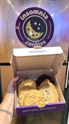 Insomnia Cookies