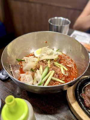 Spicy cold noodles