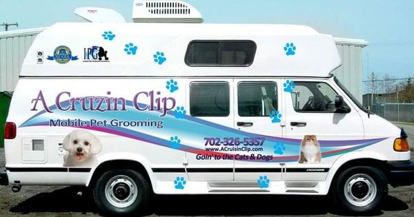 A Cruzin' Clip Mobile Grooming