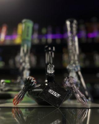 Straight Pipes & Vapes