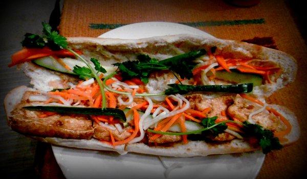Tofu vegan bahn mi