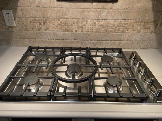 Universal Appliance and Kitchen Center