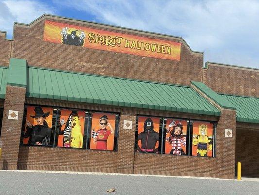 Spirit Halloween