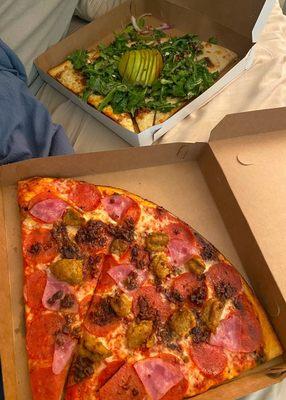 Cjane's Rocket Pear Pizza, Super Meat