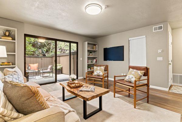 Dee Dee Lombardi Brandt - Century 21 Alliance