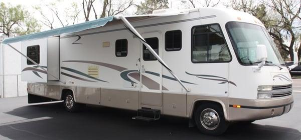 2000 Georgie Boy Cruise Master 3501 FOR SALE!