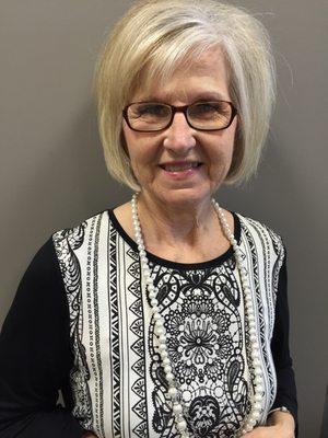 Got eyelashes, wax and hair style today!! Will definitely be back!!