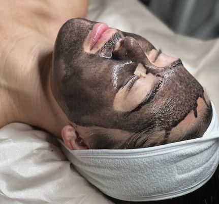 detoxification mask for congested skin after extractions