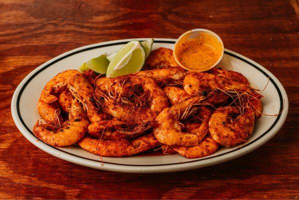 Shrimp Botanero . Sauté head on shrimp with butter, Cajun seasoning and lime very taste!!