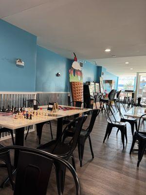Lots of seating and games