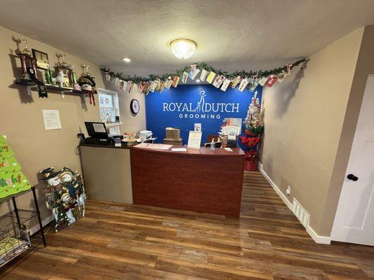 Royal Dutch Grooming