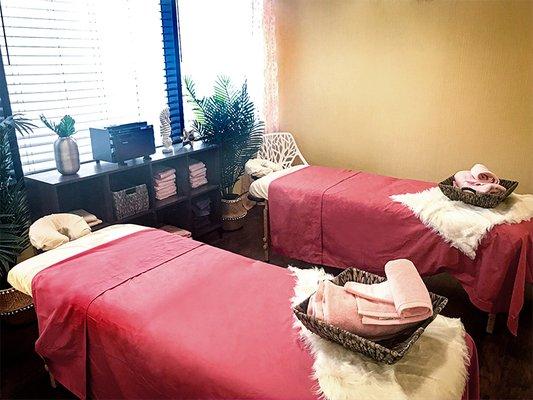 Drift Massage & Wellness - Sunset Room