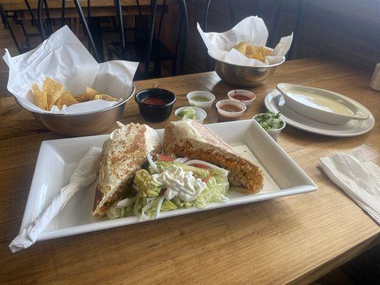 El Tequila Sunrise Mexican Restaurant & Bar