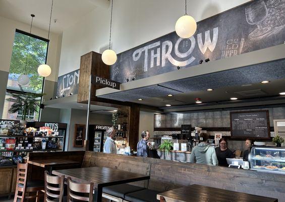 Stone's Throw Coffee & Market