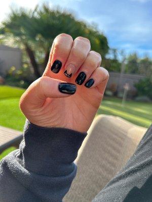 D'Luxe Nails and Spa