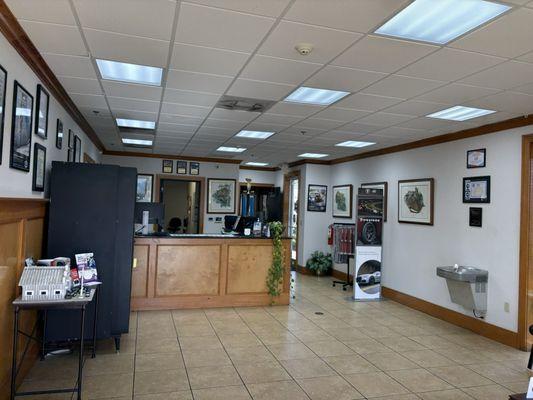 Riker's Automotive & Tire