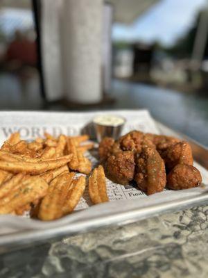 Frosty's Good Food & Fine Spirits