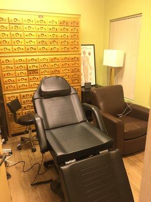 Absolute-Cana Acupuncture Clinic Ian Sok Lac