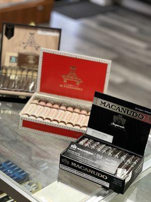 Smokers Paradise