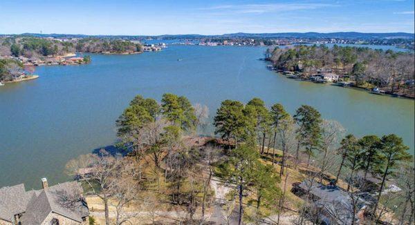 Cindi Golden-Moore - Keller Williams Realty