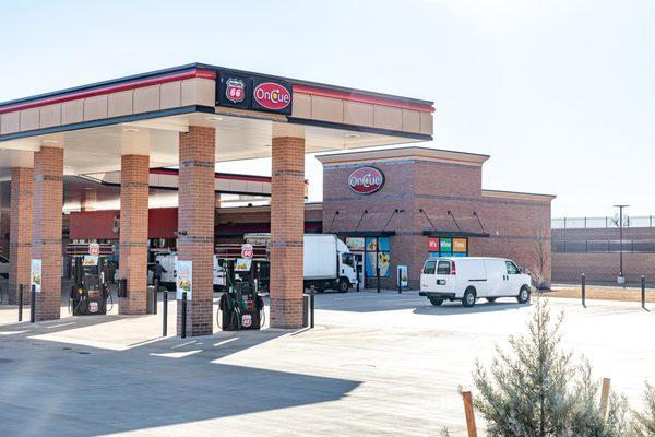 OnCue is a convenience store chain offering a selection of beverages, fresh food, fuel and clean restrooms.