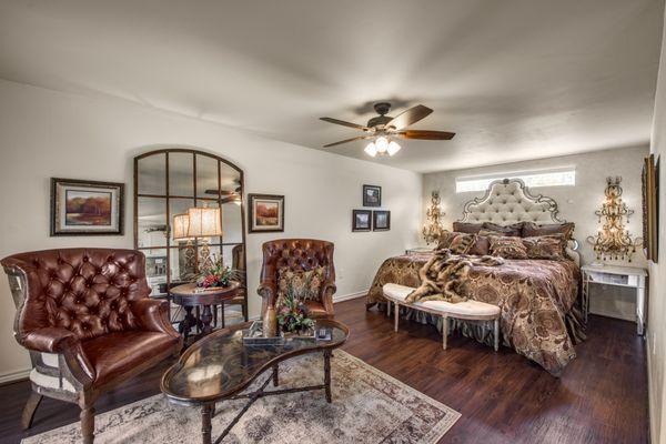 Crockett Street Retreat