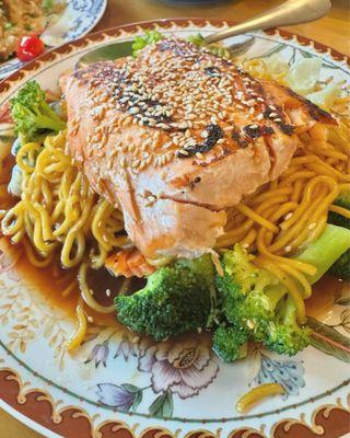 Giving Cafe & Bistro