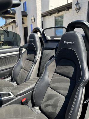 Aron's Mobile Detailing