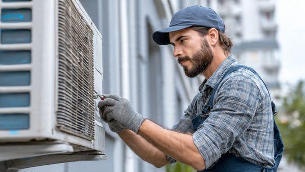 24/7 Emergency AC Repair! Licensed HVAC service, maintenance & install. We fix all brands fast. Message 602-699-1970 for expert support!