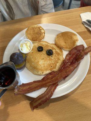 Made a cute pancake breakfast for my little one with a side of a fresh plum that the owner grew! It was delicious!