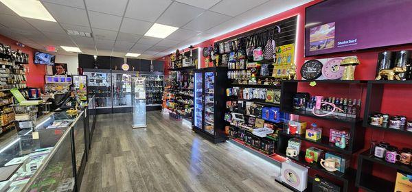 Mos Smoke & Gift Shop