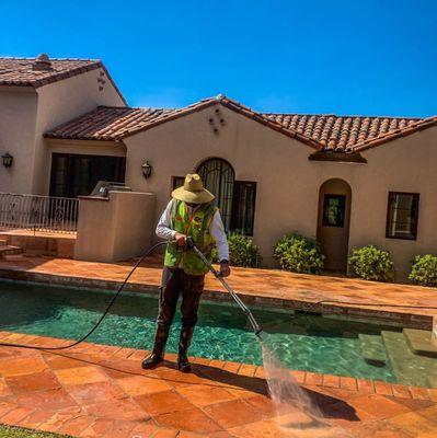 Flash Pressure Washing