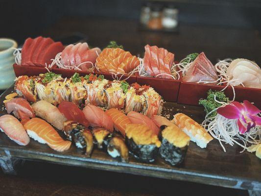 Sushi & Sashimi Combo Set For Two