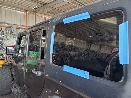 Pineda’s Auto Glass