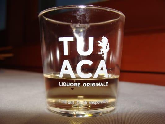 Tu Aca shot