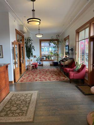 Ketchikan hotel lobby, mailed postcard.