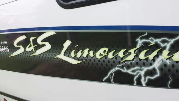 S & S LIMOUSINES
